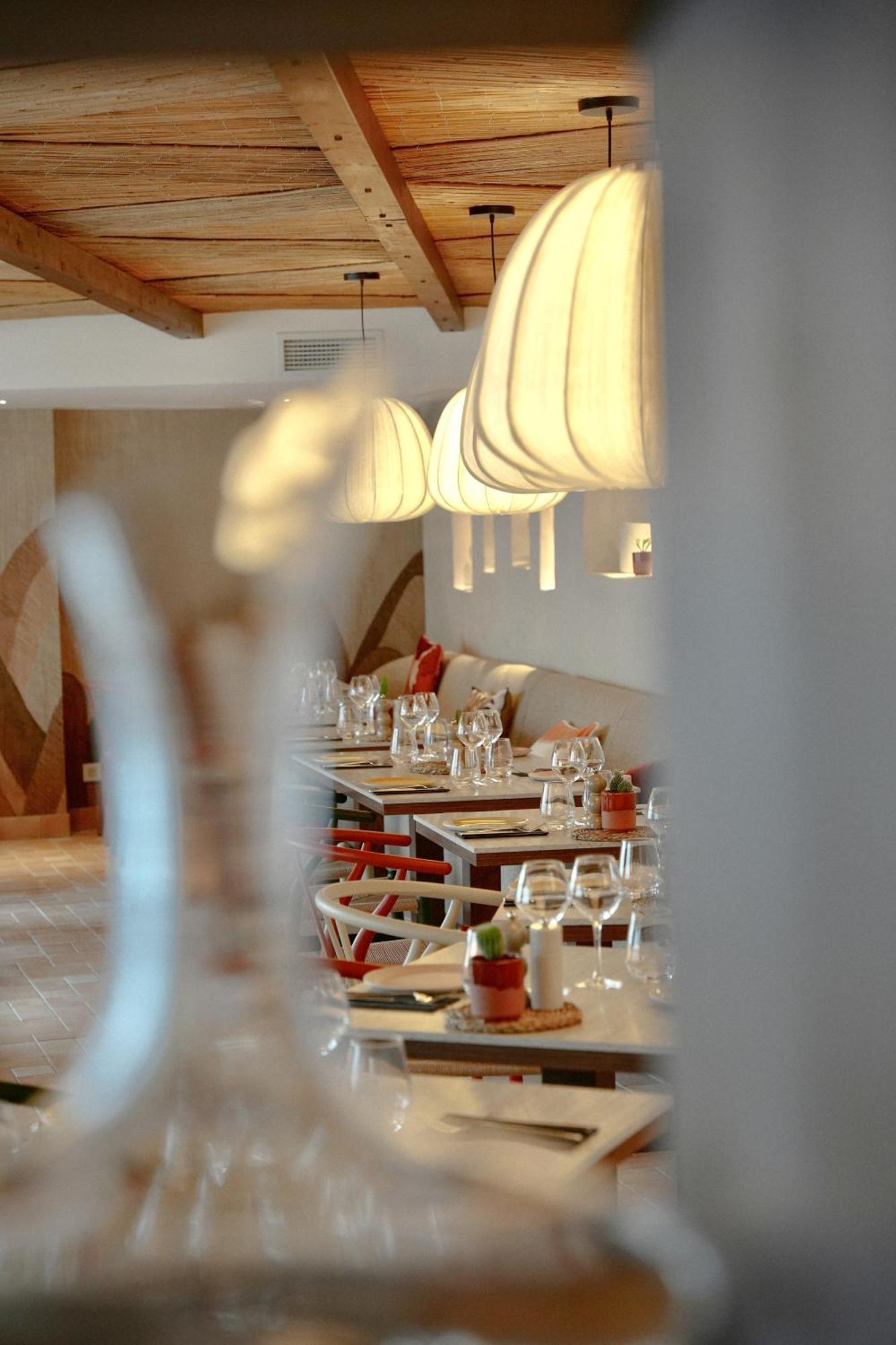 Roc Seven Biarritz Hotel Bagian luar foto