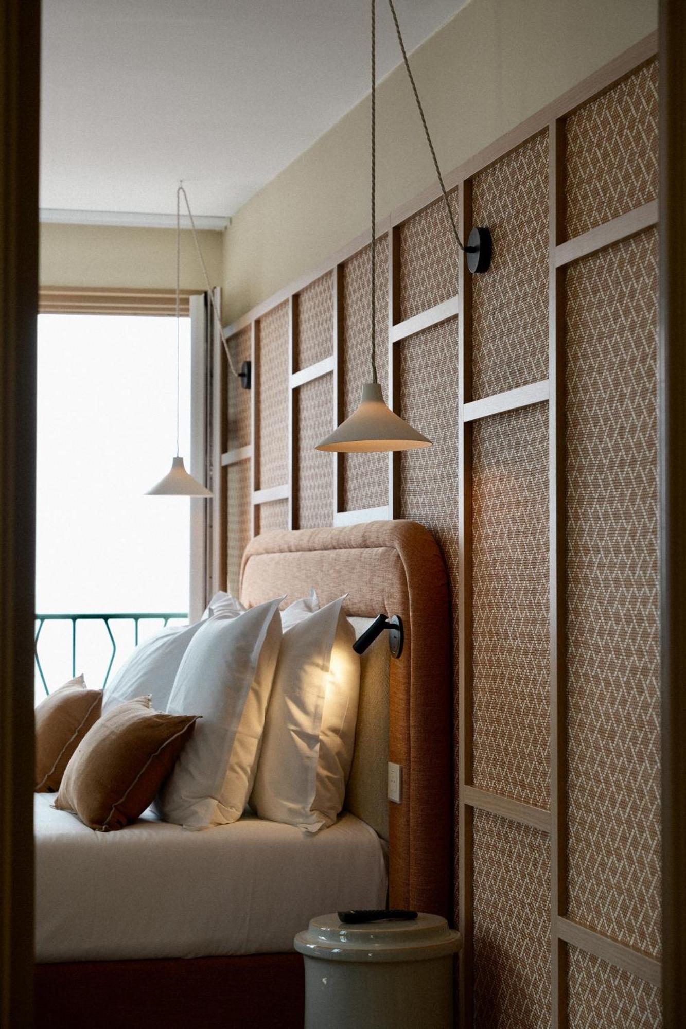 Roc Seven Biarritz Hotel Bagian luar foto