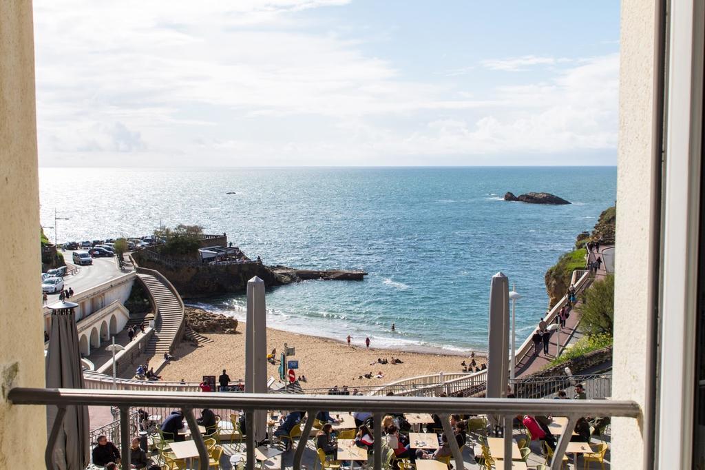 Roc Seven Biarritz Hotel Bagian luar foto